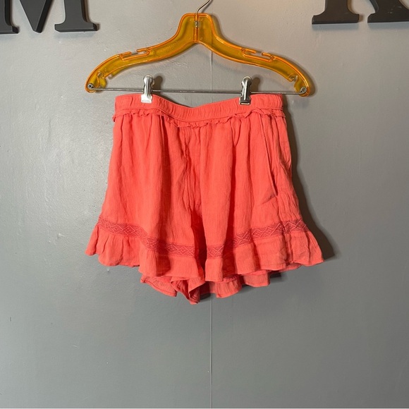 Abercrombie & Fitch Pants - Abercrombie & Fitch Pink Skorts with Ruffled Hem size small